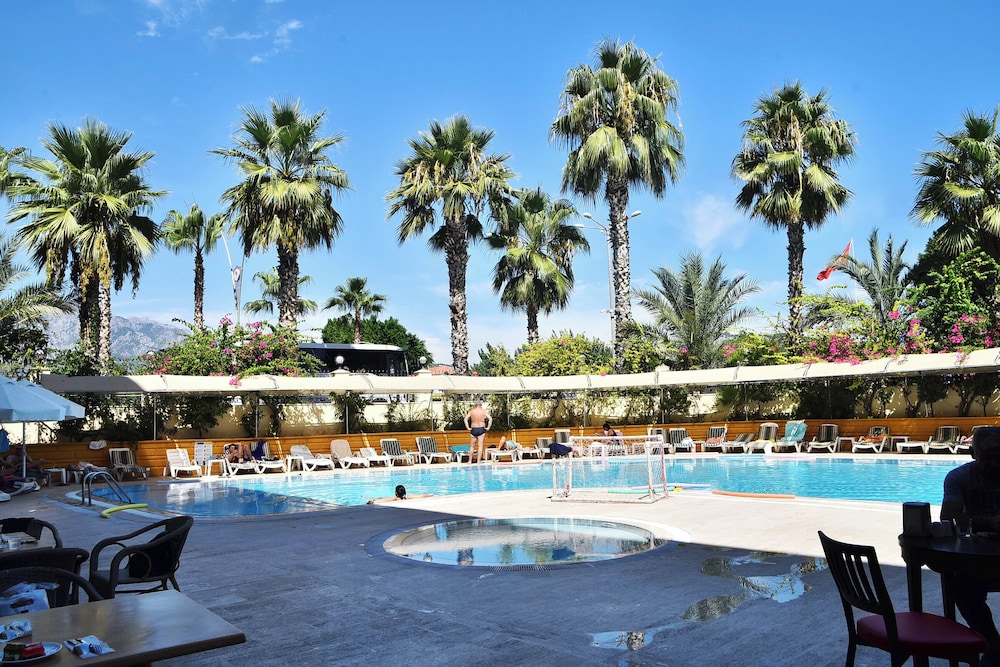 Stella Hotel 34/56