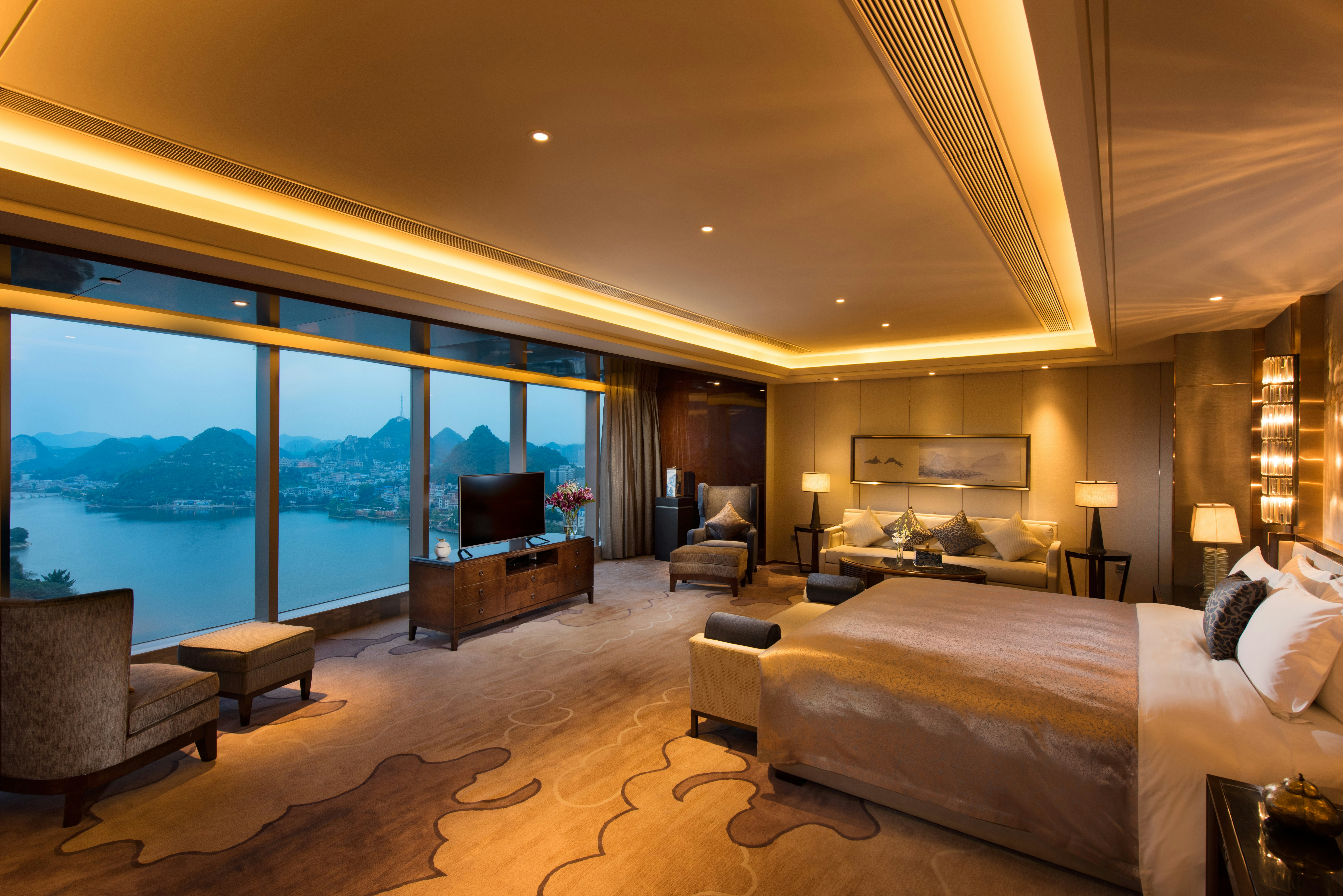 Doubletree By Hilton Anshun 12/58