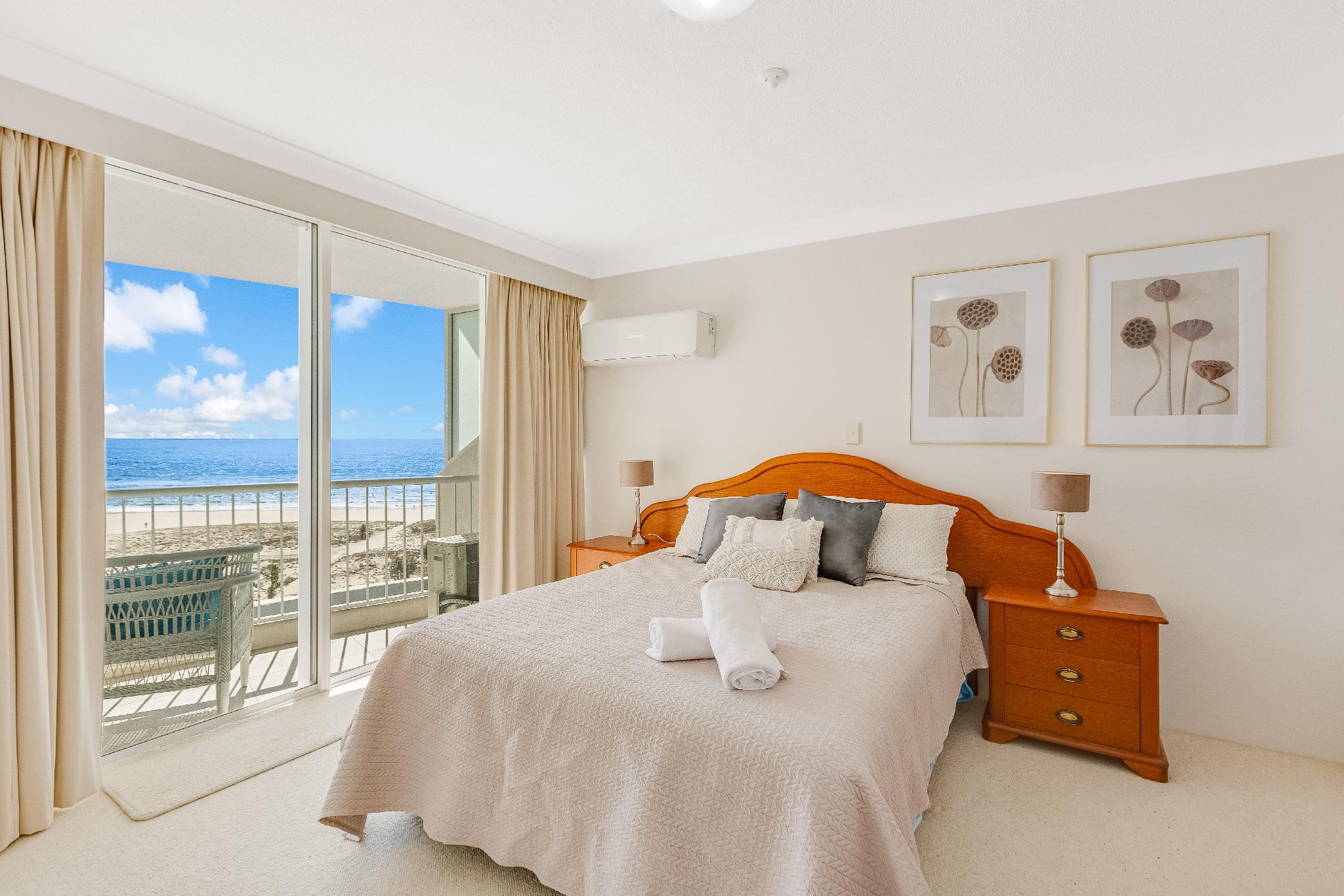 Sub Penthouse, Ocean View