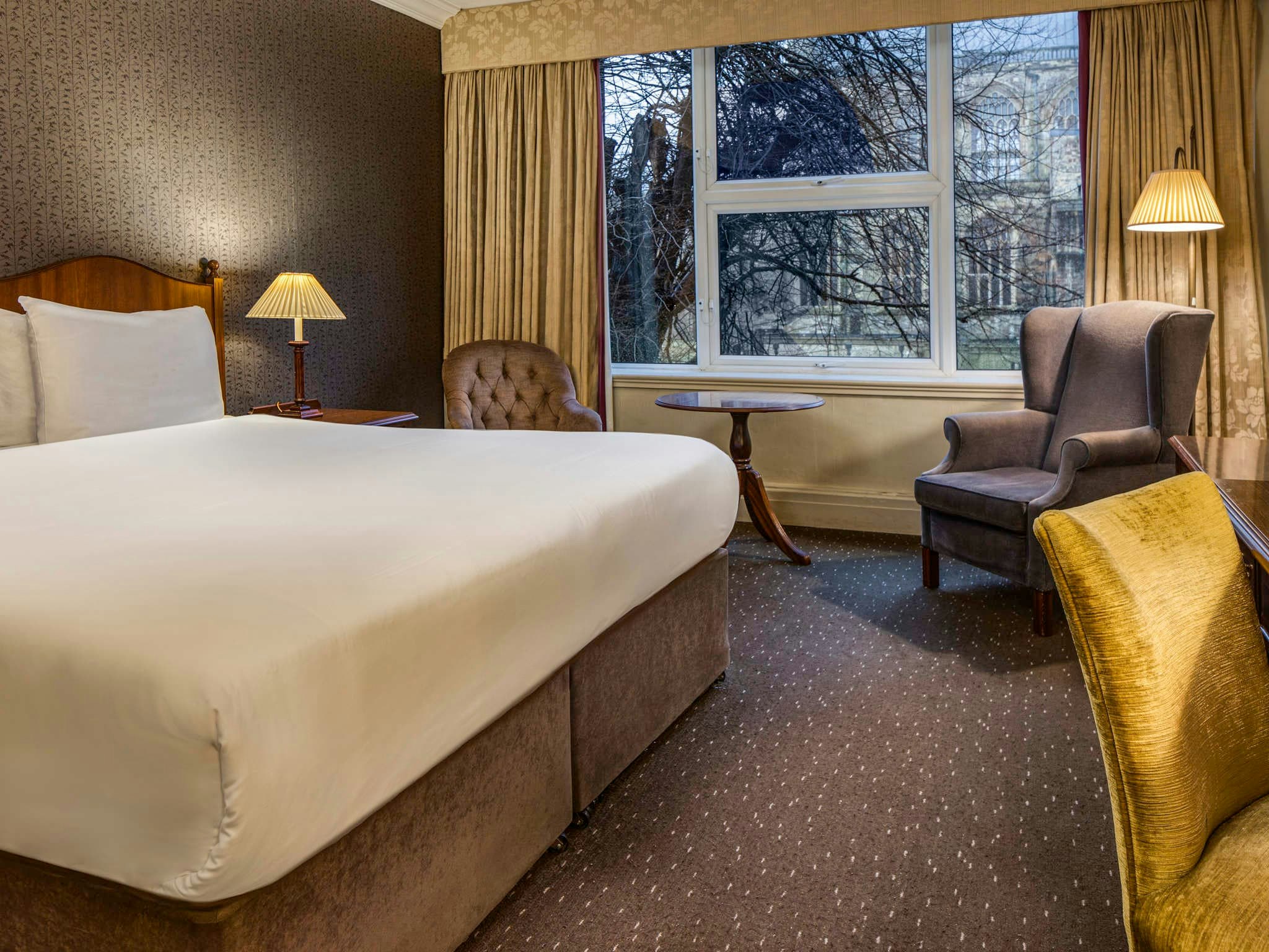 Winchester Wessex Hotel by Sunday 28/70