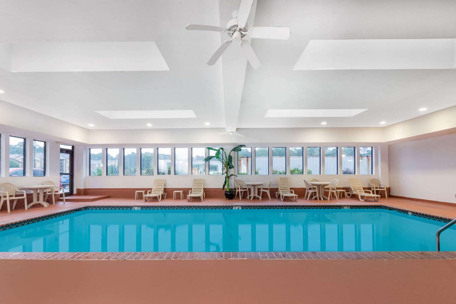 Wingate By Wyndham West Monroe 1/11