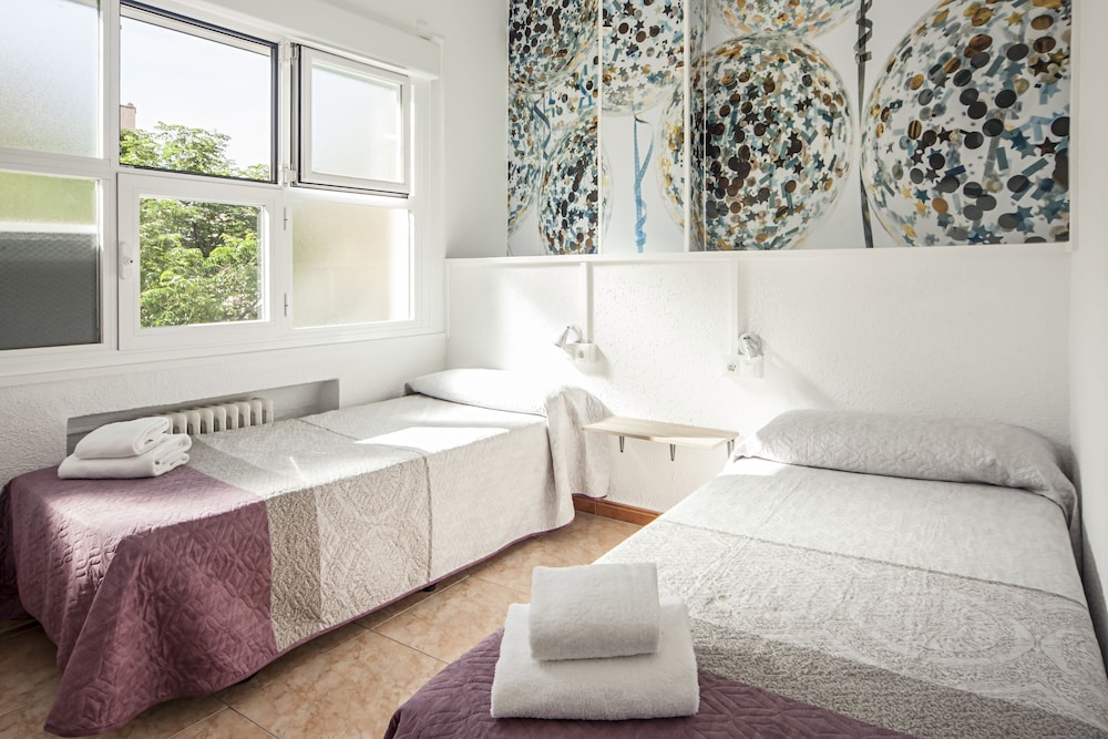 Madvibes Hostel 27/60