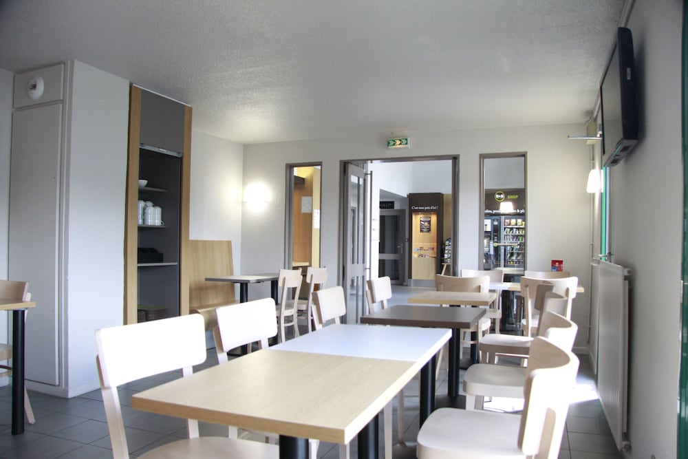 B&B Hotel Vierzon 8/15