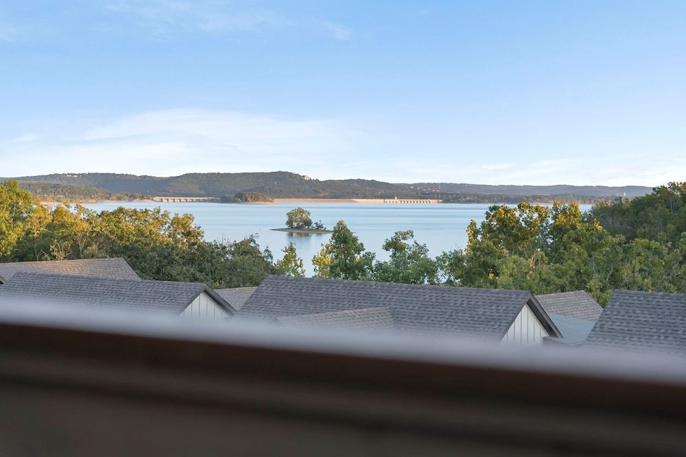 Indian Point Lodge Amp Condominiums 48/73