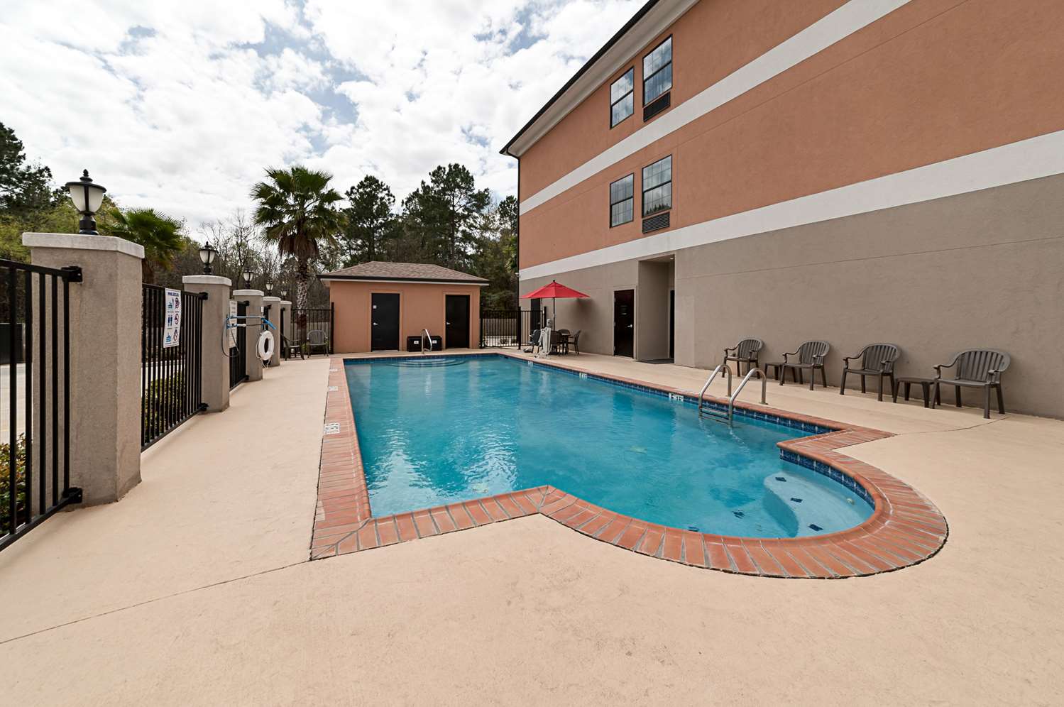 Comfort Suites Sulphur 55/56