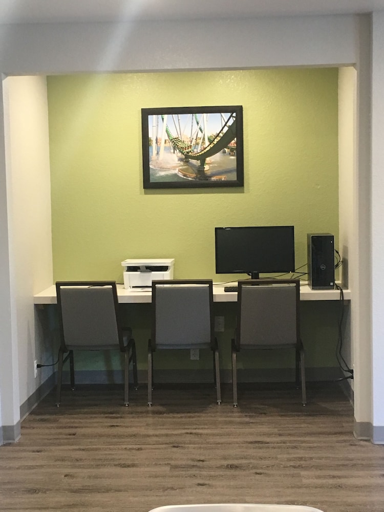 Woodspring Suites Orlando International Drive 26/43