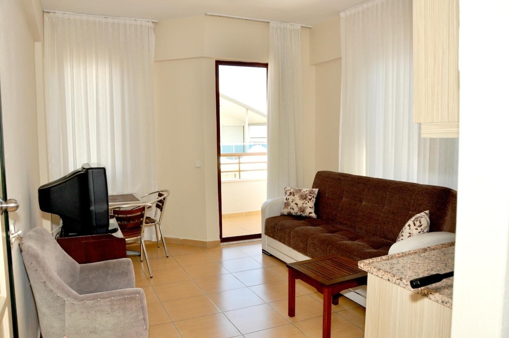 Magi Apartments 24/50
