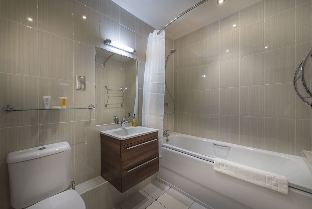 Best Western the Three Swans Hotel 26/69