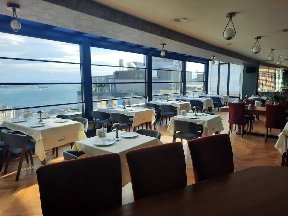 Taksim Square Hotel 45/50