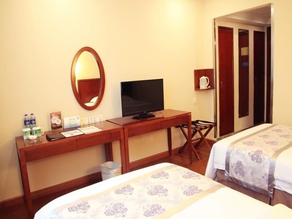 VX Shanghai Railway Station Hotel 16/20