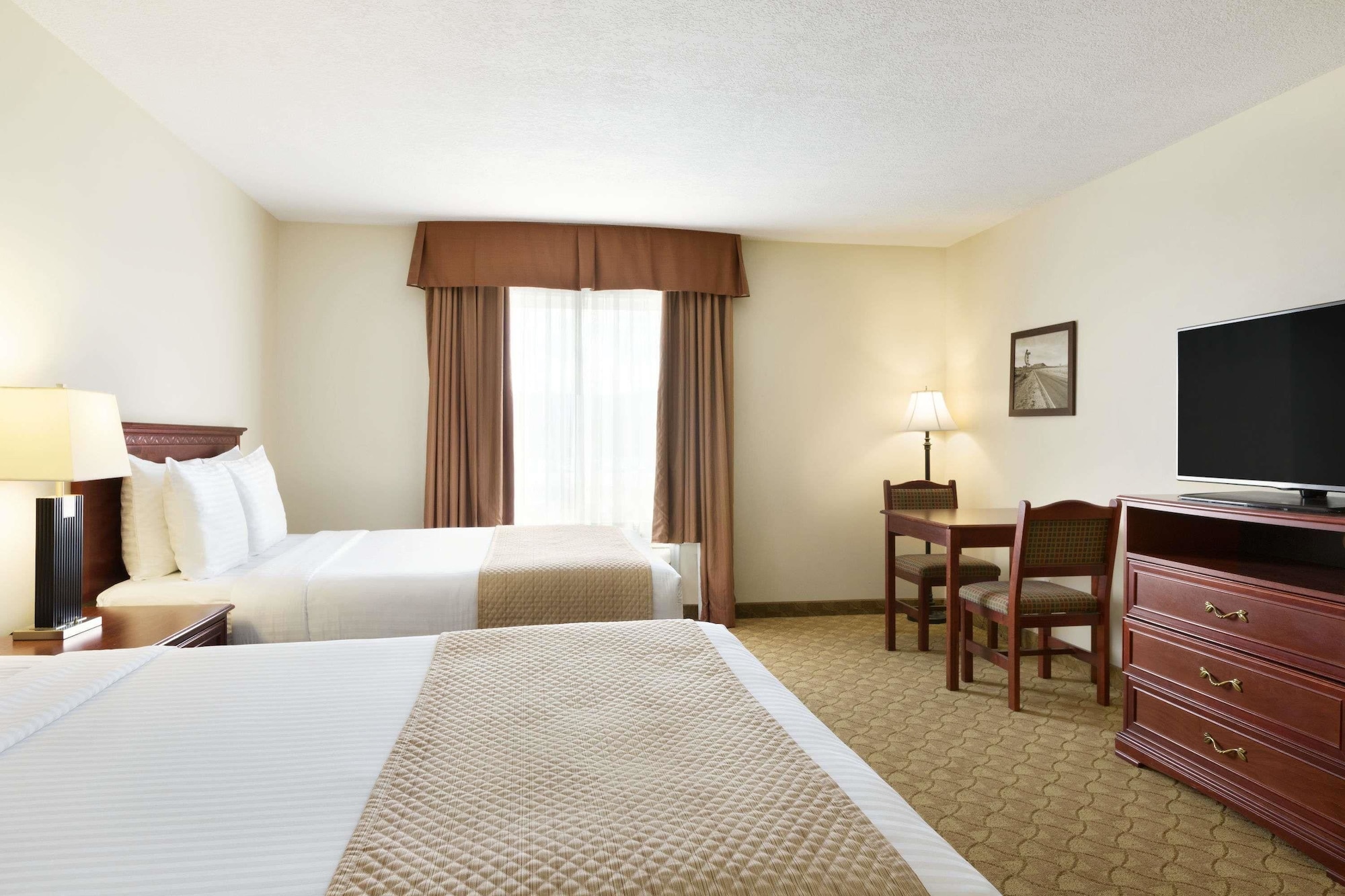 Room, 2 Queen Beds