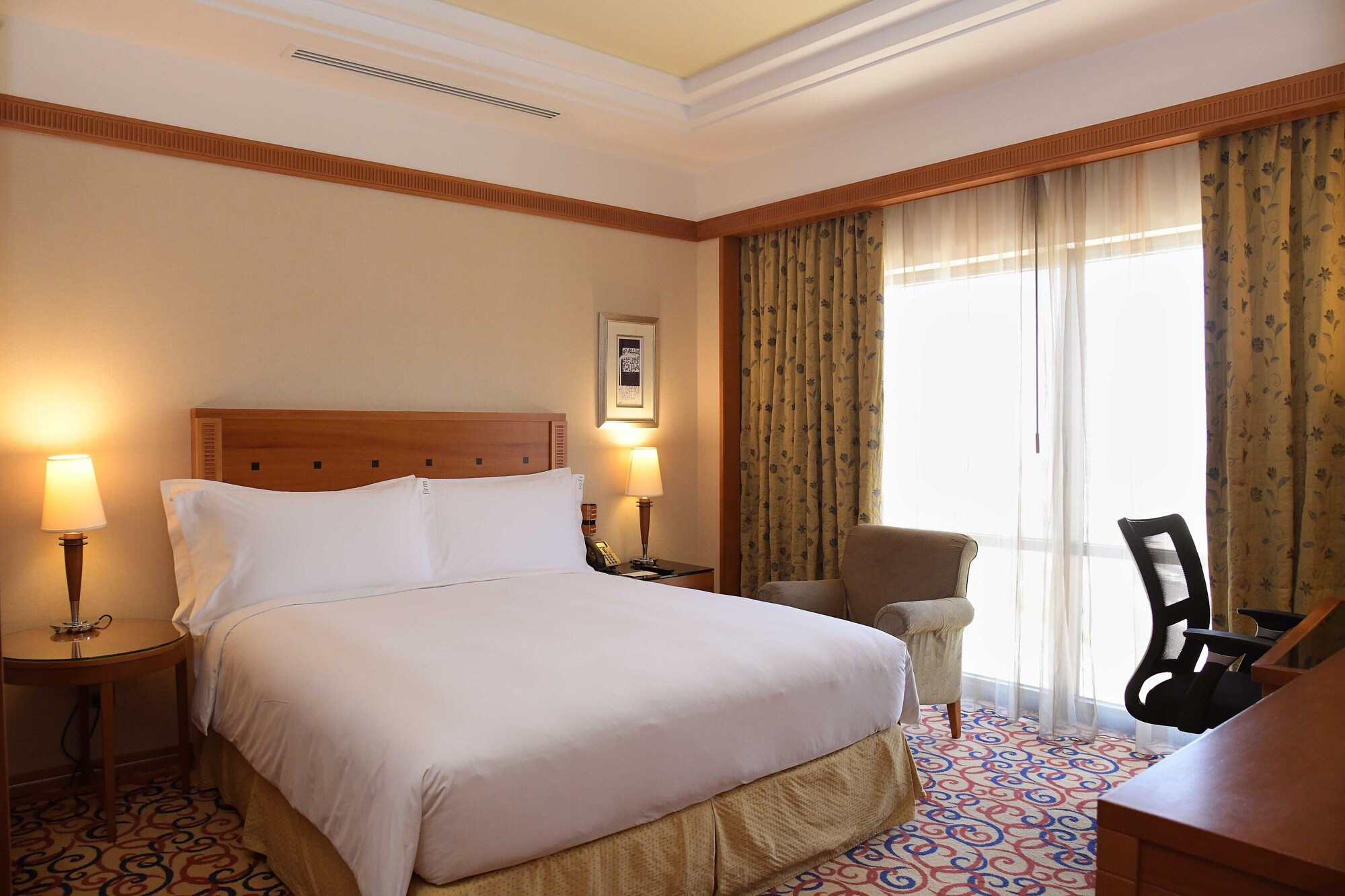 غرفة قياسية بسرير كوين، Holiday Inn Kuwait 6/10