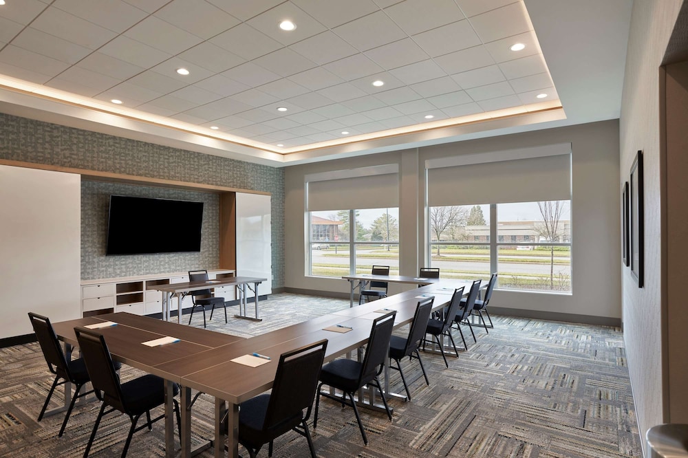 Hyatt House Louisville East 20/28