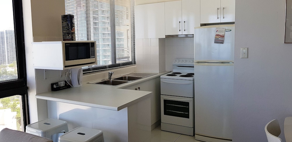 Beachcomber Resort Surfers Paradise 19/38