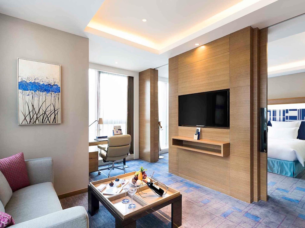 Novotel Ningbo East 46/76