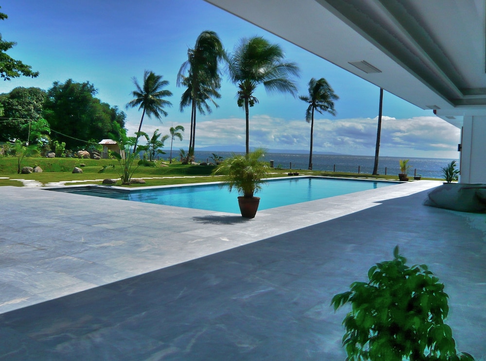 Sea Dream Resorts 55/68