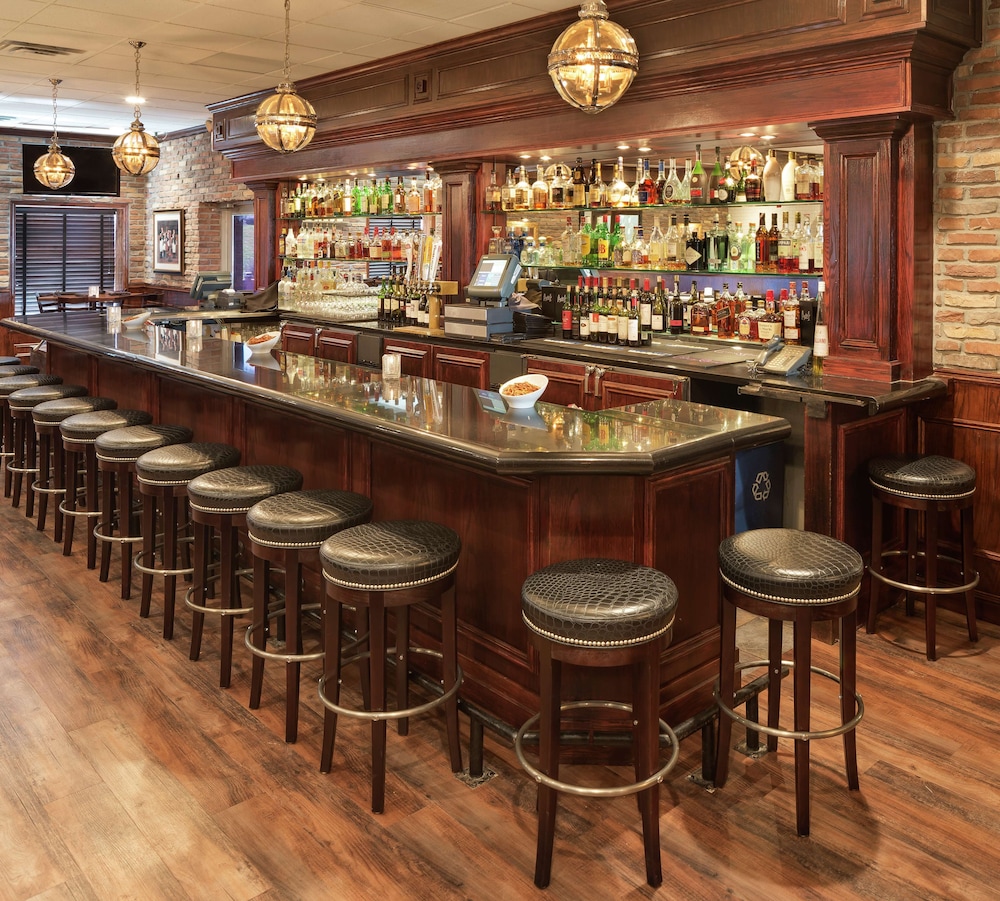 Doubletree By Hilton Roseville Minneapolis 27/40