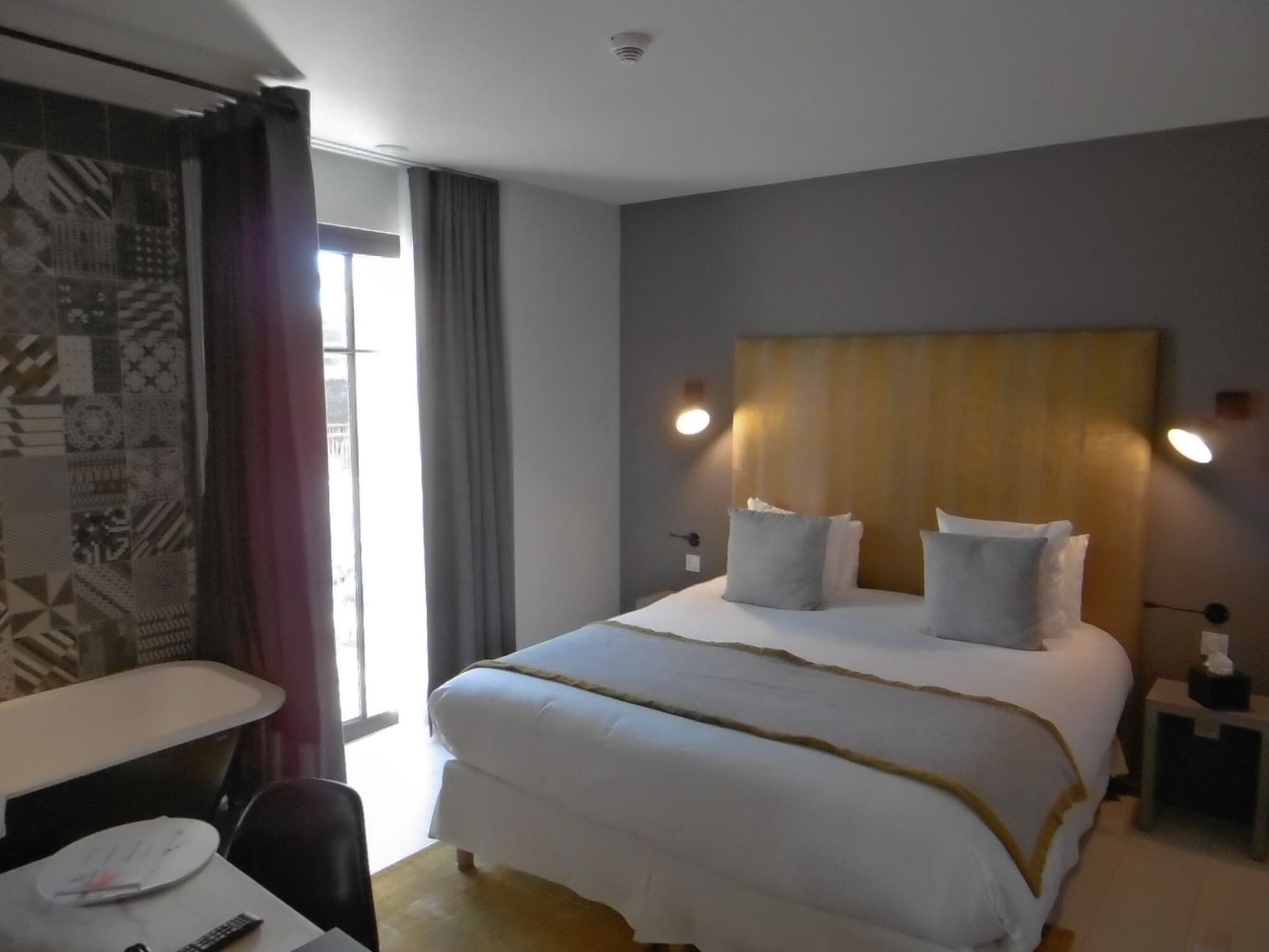 PREMIUM, DOUBLE BED