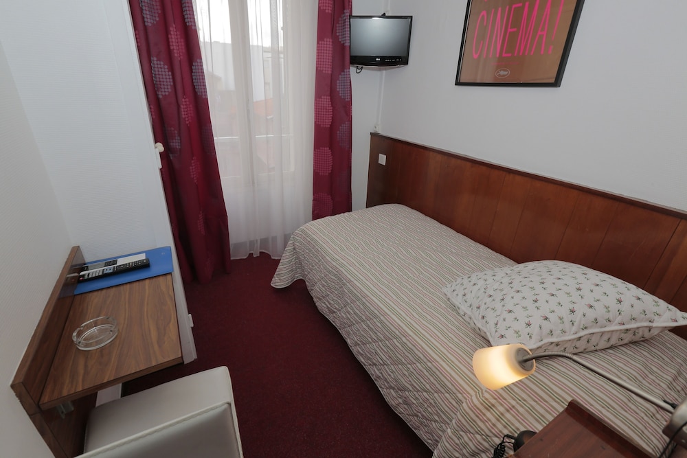 Azurene Royal Hotel 14/67