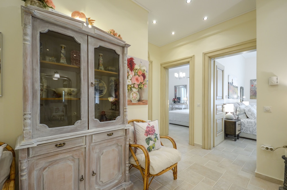 Villa Pari Manda 6/50