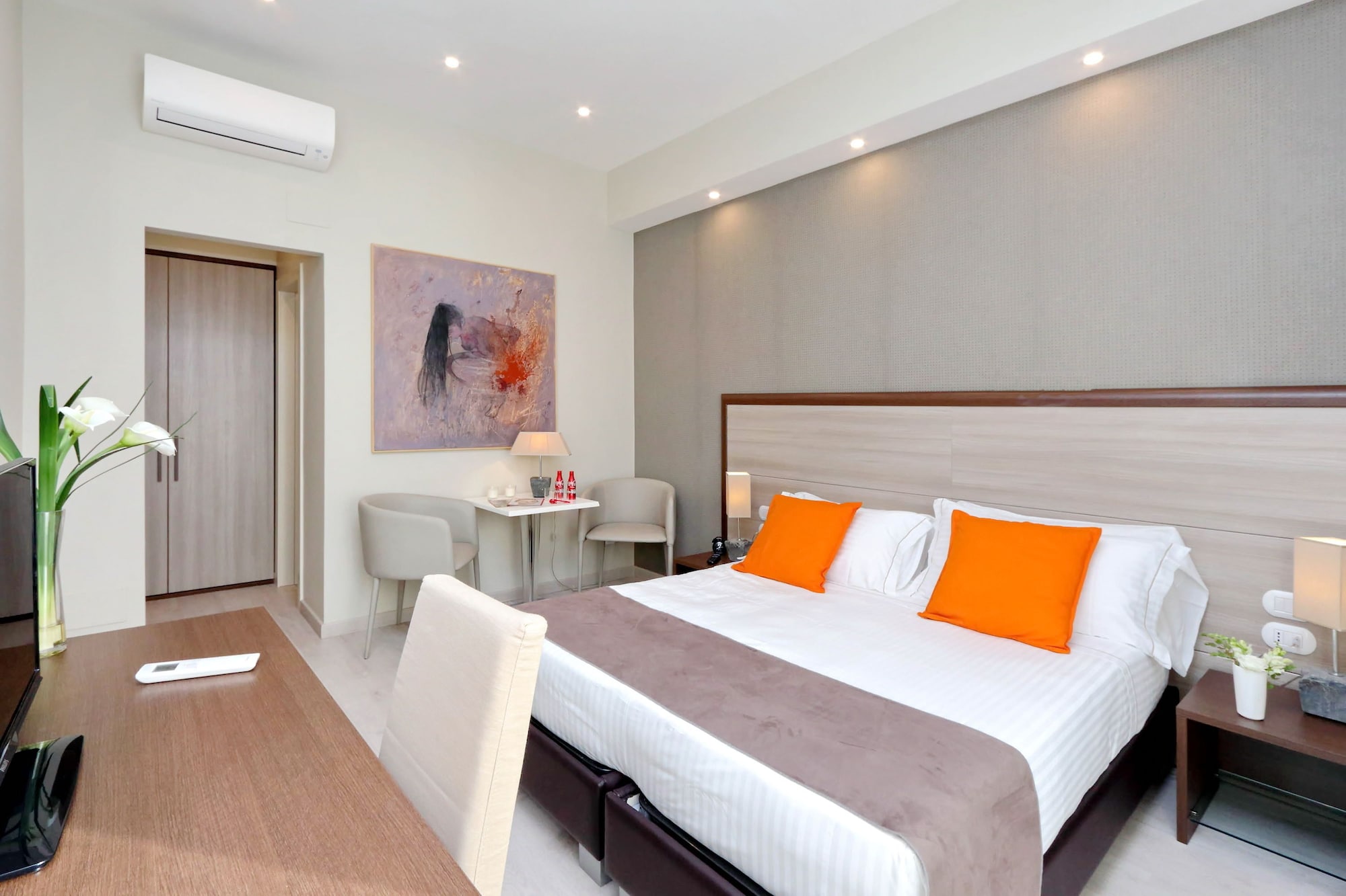 COMFORT, DOUBLE BED