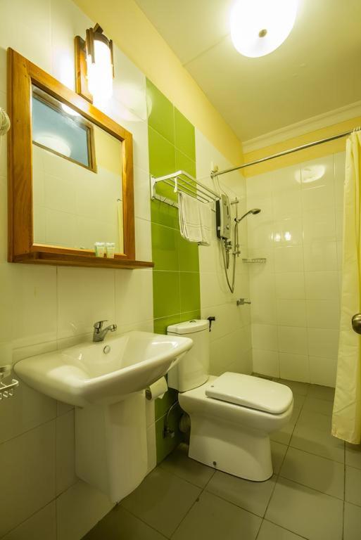 Lafala Hotel and Service Apartment, Dehiwala-Mount Lavinia 94/100