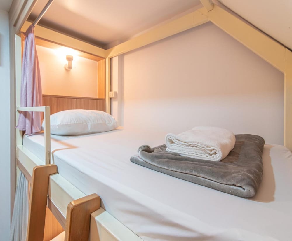 The Victory View - Hostel - Adults Only 7/44