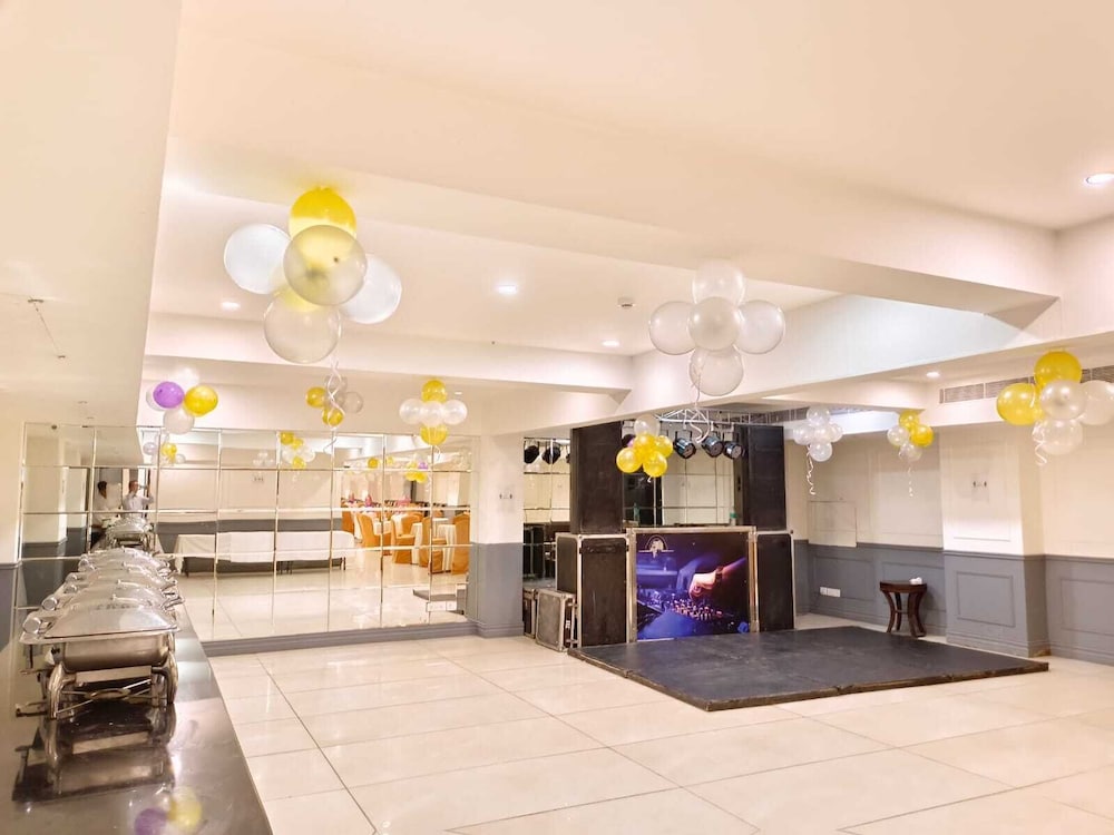 Hotel Bizzotel 9/40