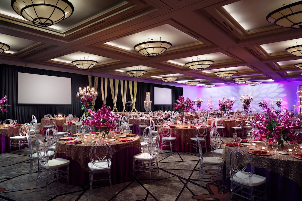 Hyatt Regency Houston West 55/61