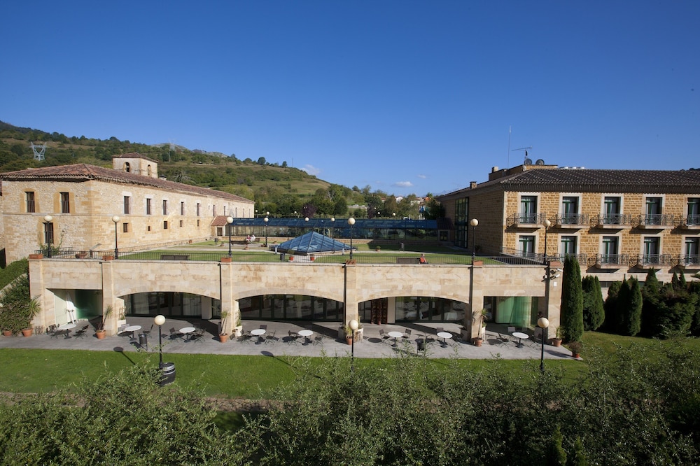 Parador De Cangas De Onis 69/73