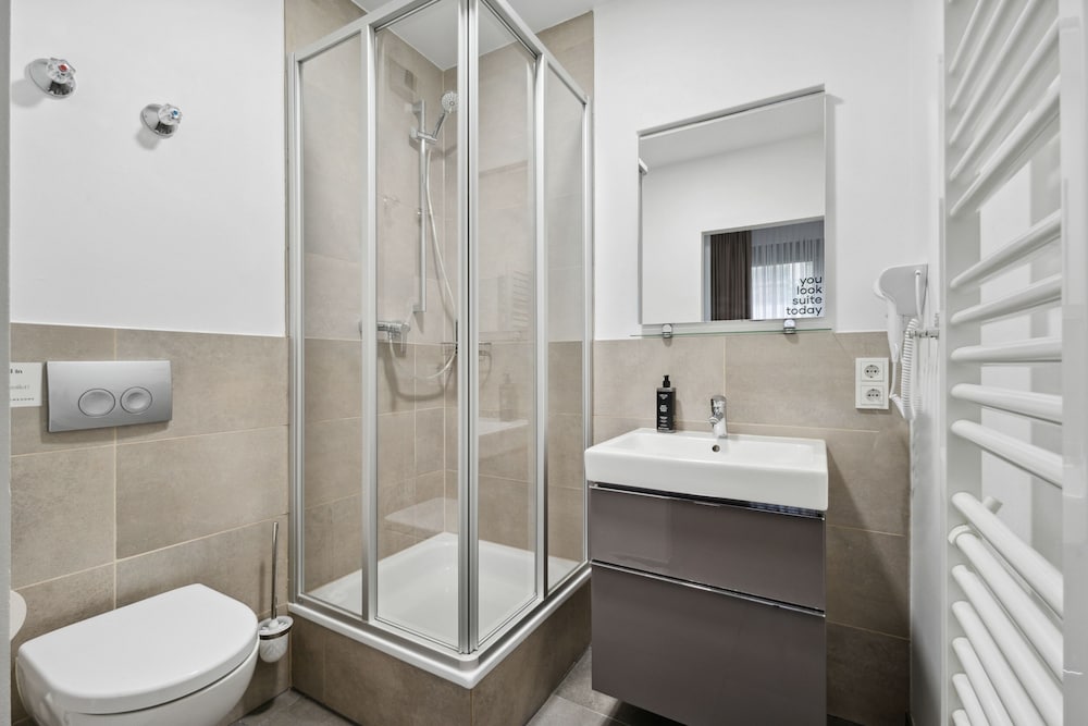 limehome Munich Fritz-Erler Str. 48/50