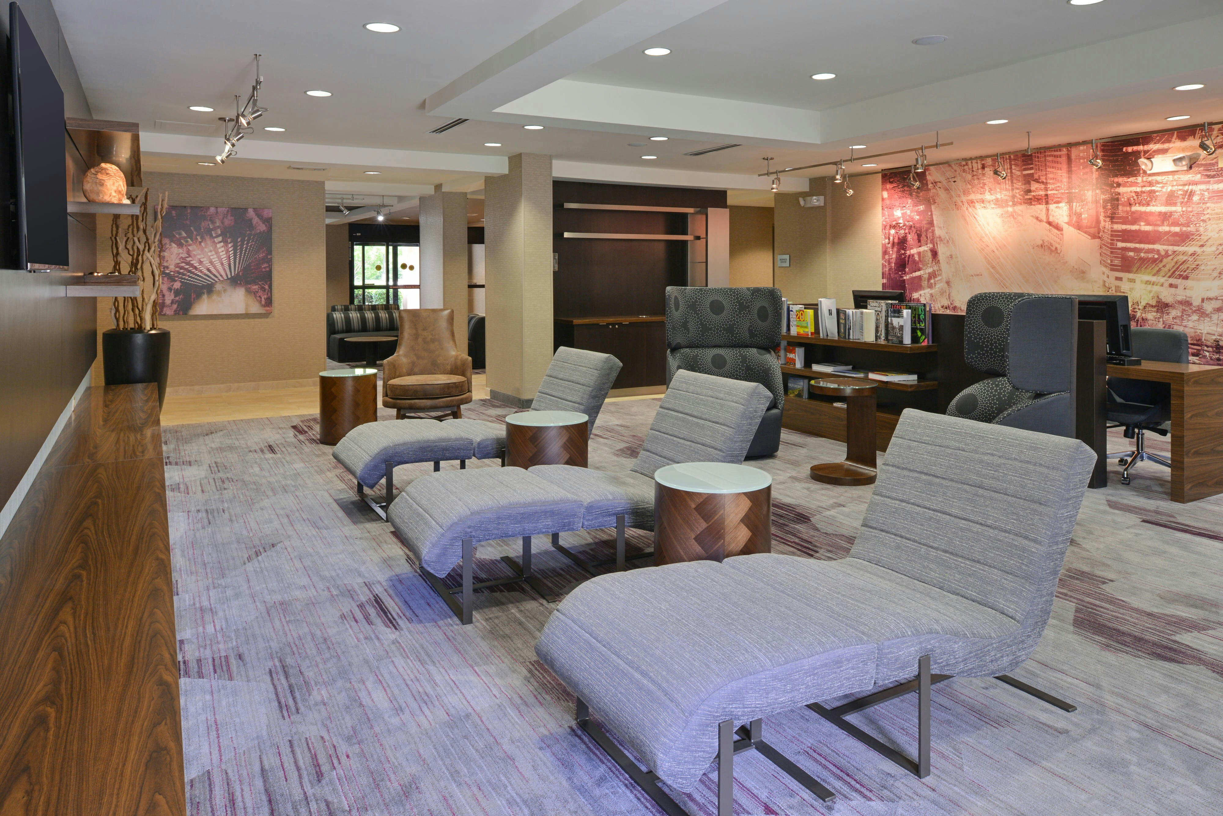 Courtyard By Marriott Columbia Northeast/Fort Jackson Area 7/24
