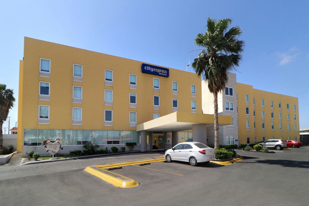 City Express by Marriott Nuevo Laredo 50/58