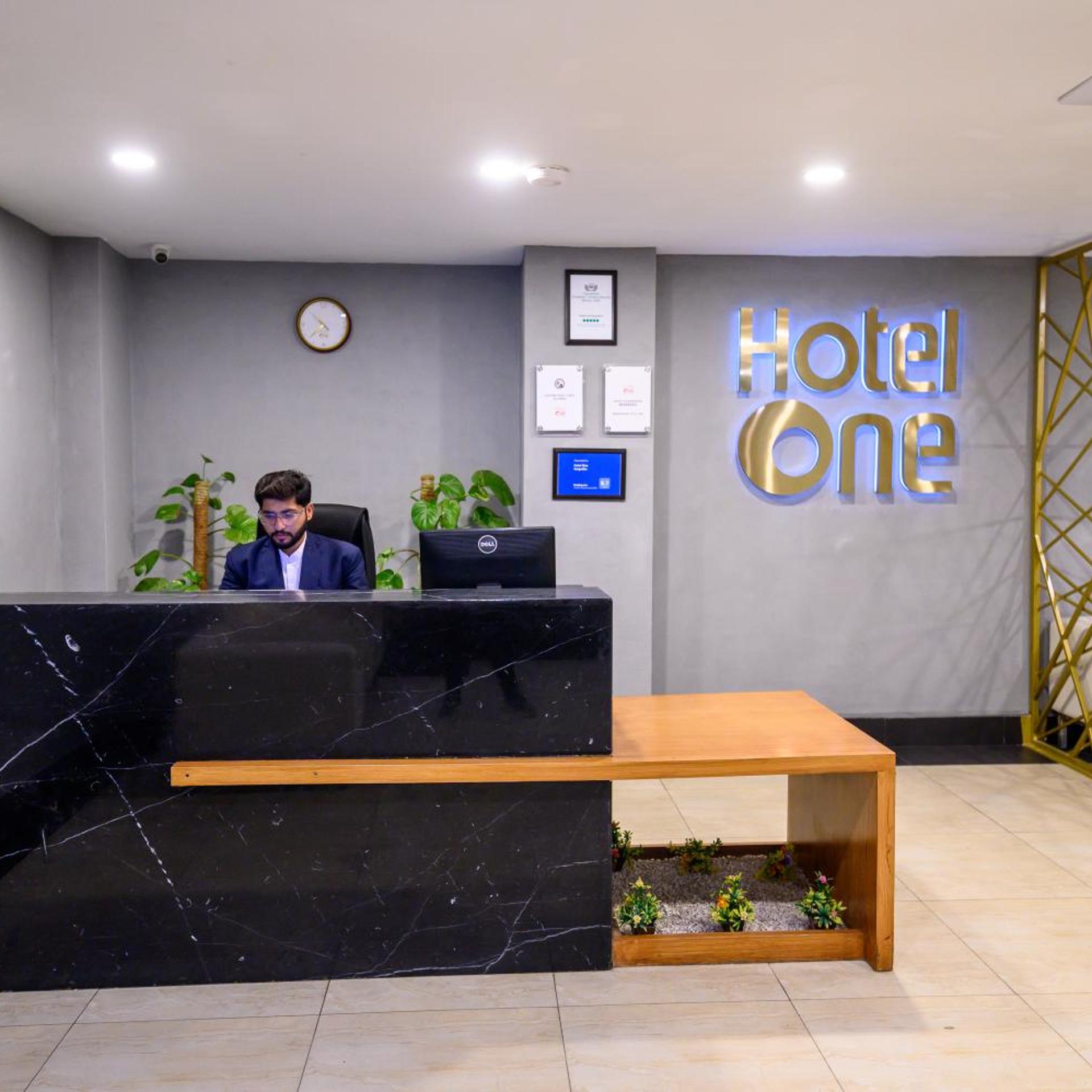Lobby at Hotel One Sargodha, SARGODHA