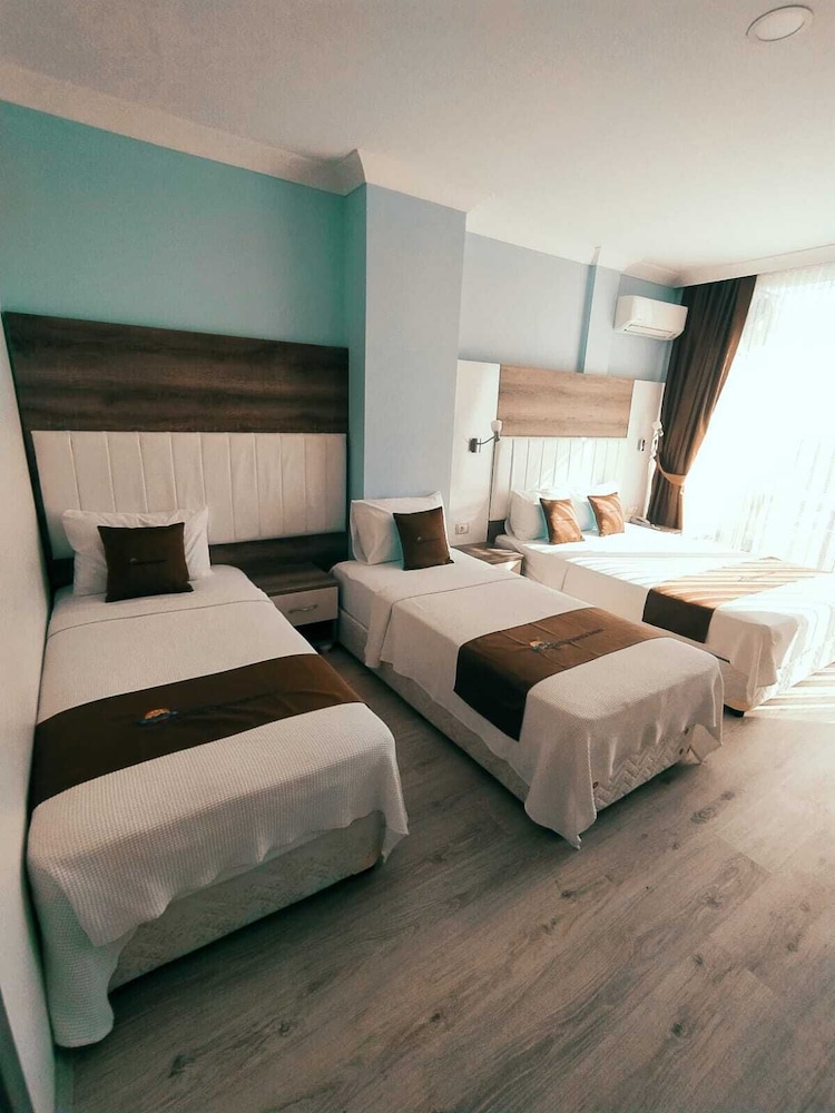 Cetin Prestige Resort 15/49