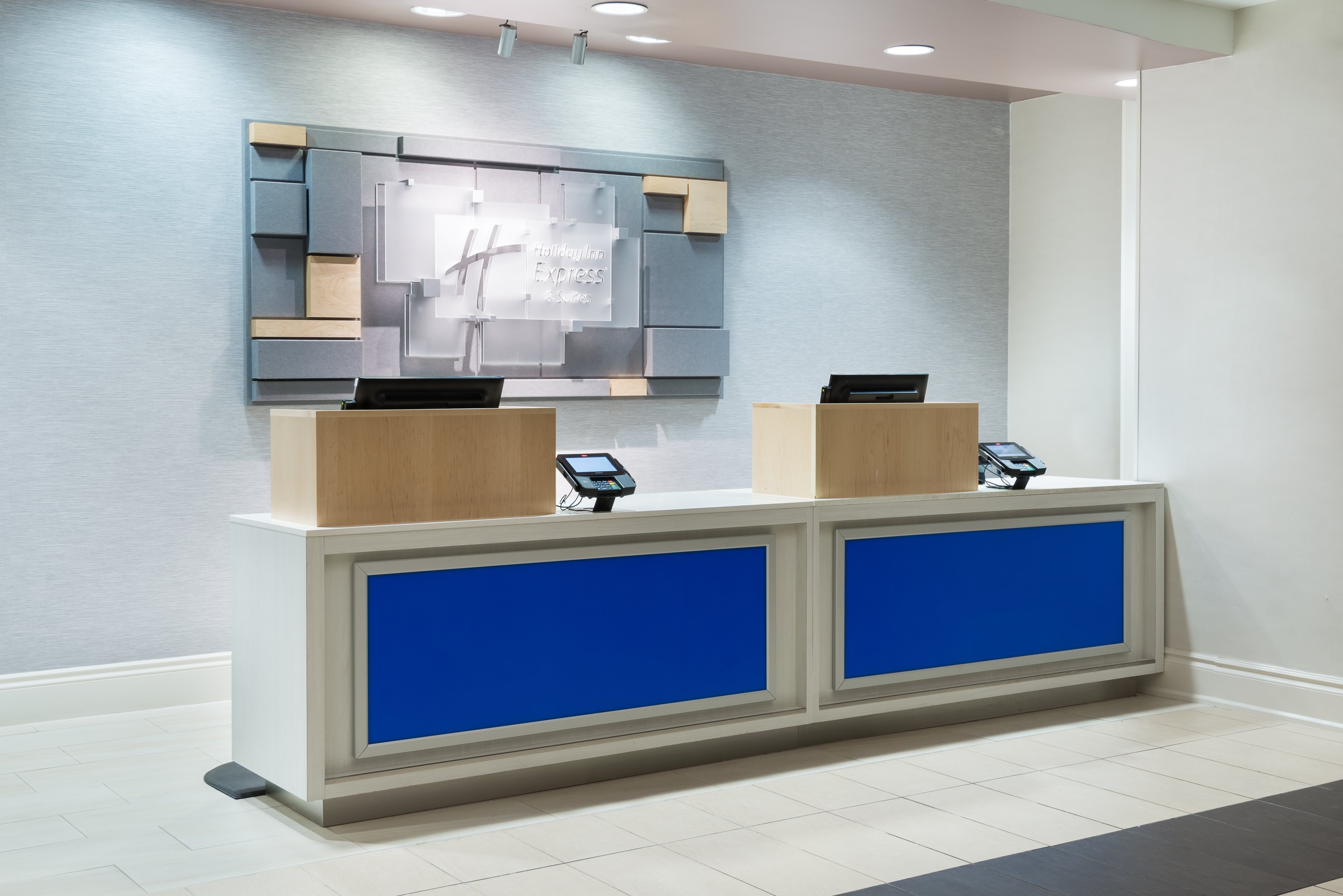 Holiday Inn Express & Suites Ft. Lauderdale-Plantation 10/50