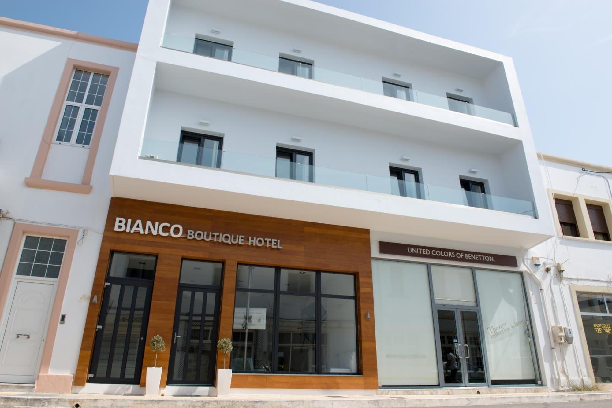 Bianco Hotel 2/49