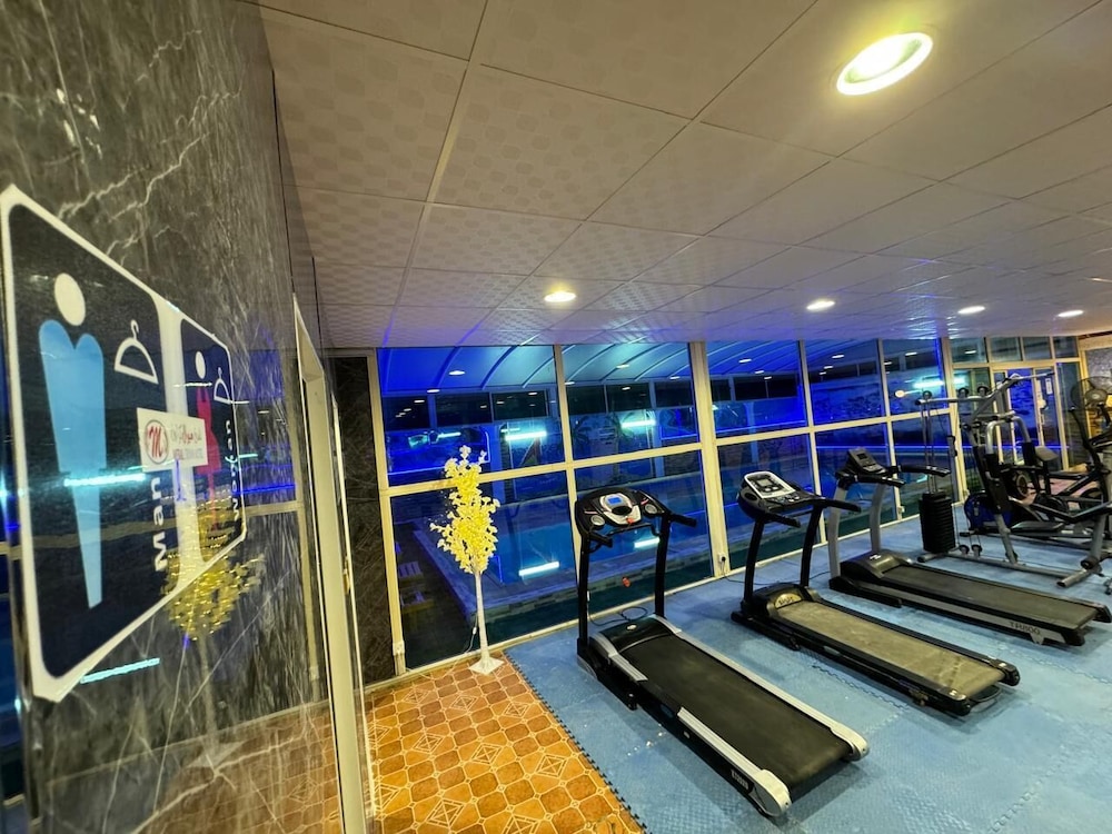فندق ميرال كراون(Meral Crown Hotel) 32/62