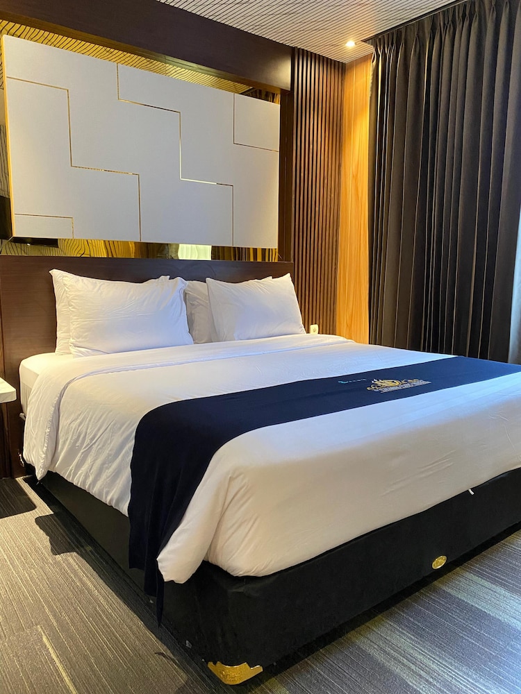 Avery de Grand City Hotel Bandung 8/48