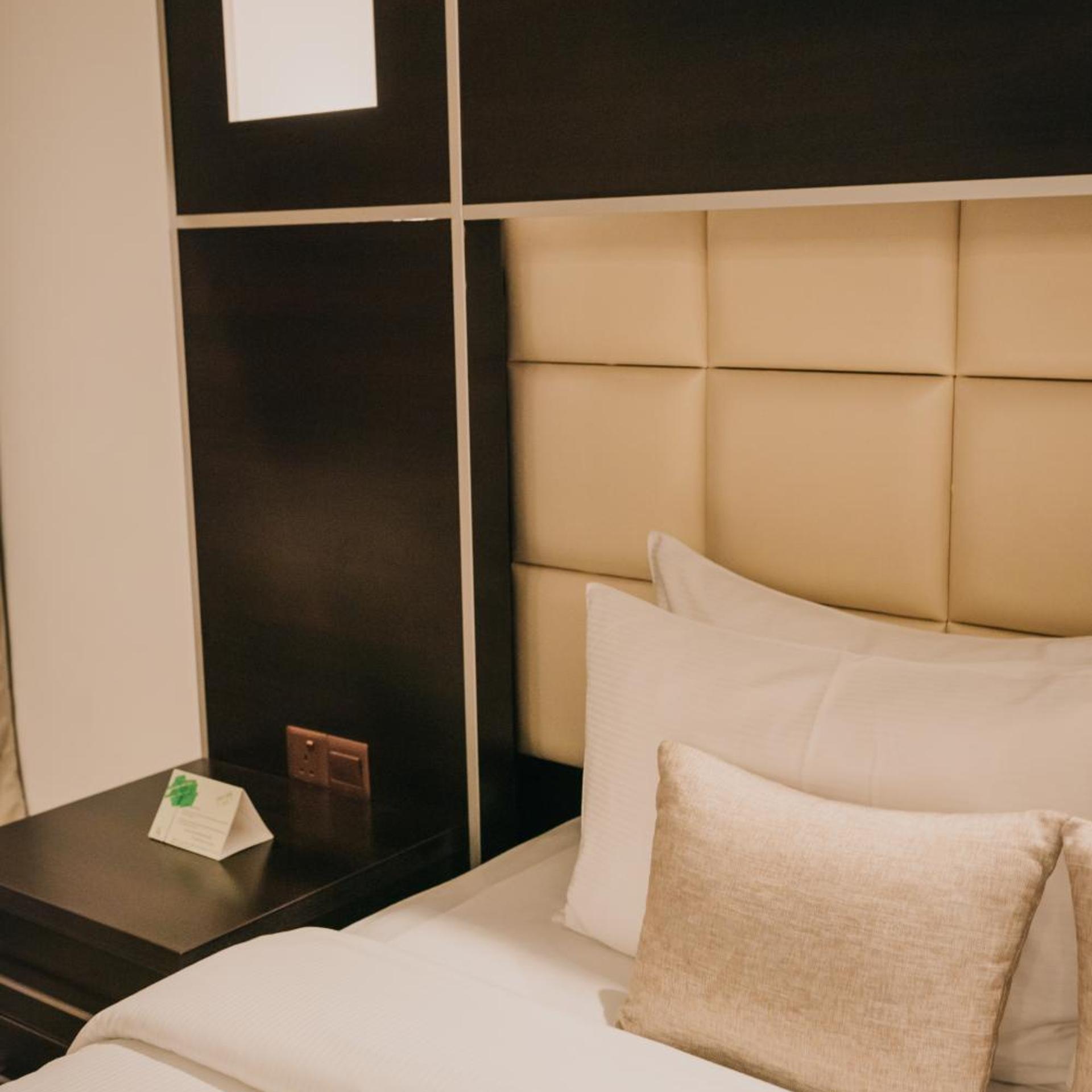 Ashur Hotel 30/63