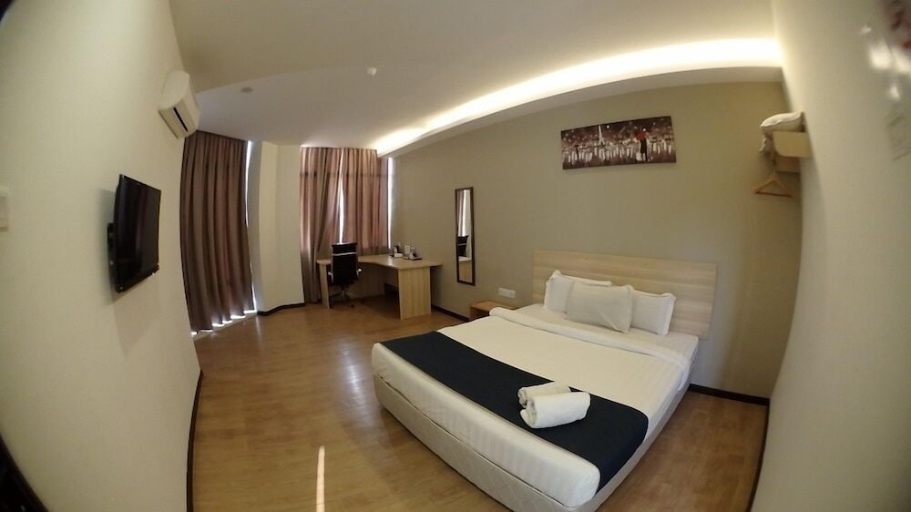 Orange Hotel Sungai Buloh 27/37