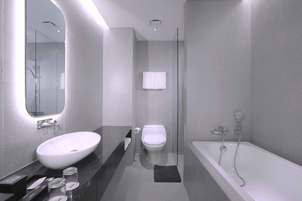 Hotel Neo Puri Indah 39/39