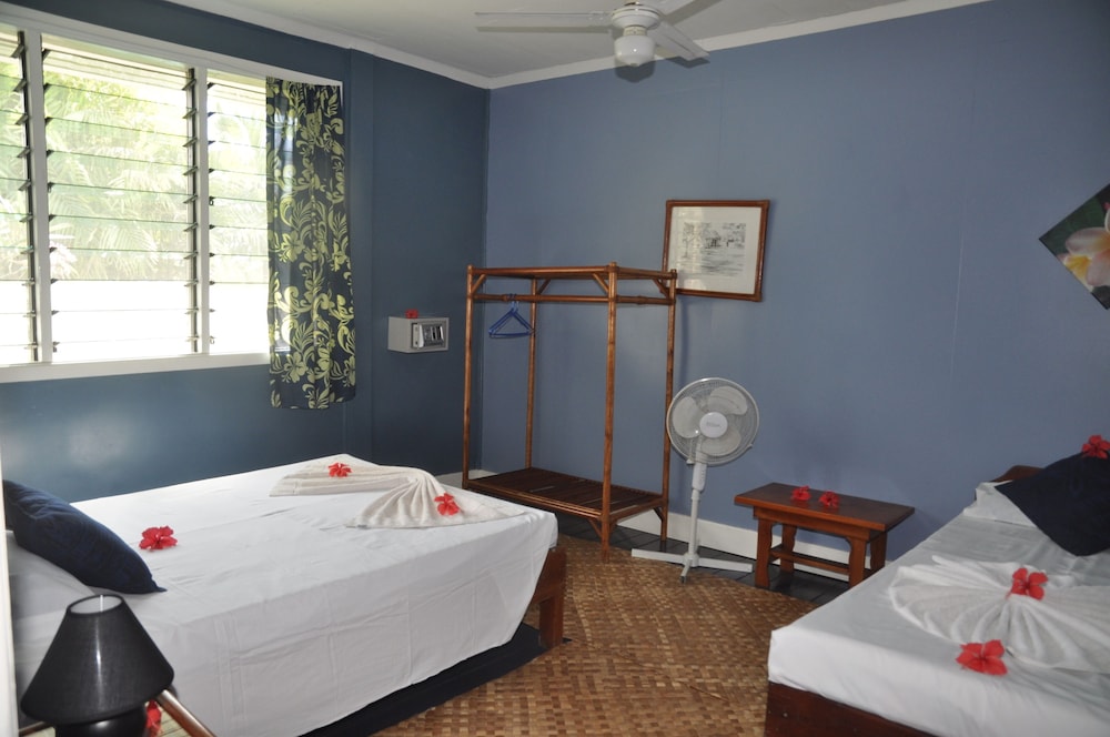 غرفة قياسية بسرير مزدوج بحمام مشترك، The Samoan Outrigger Hotel 10/10