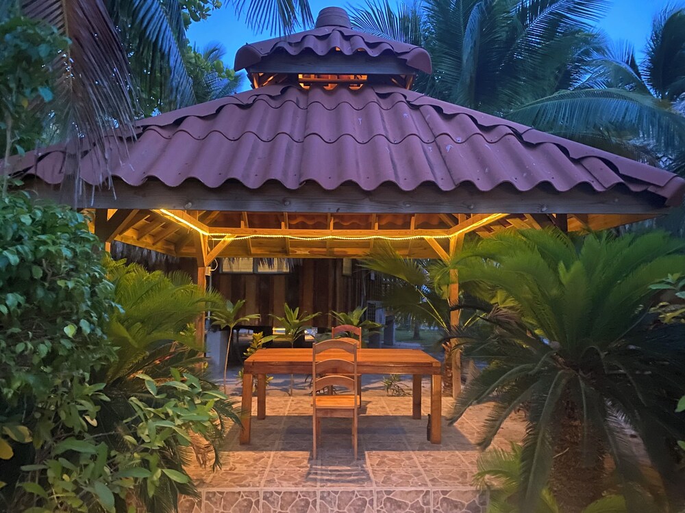 St. George's Caye Resort 2/51