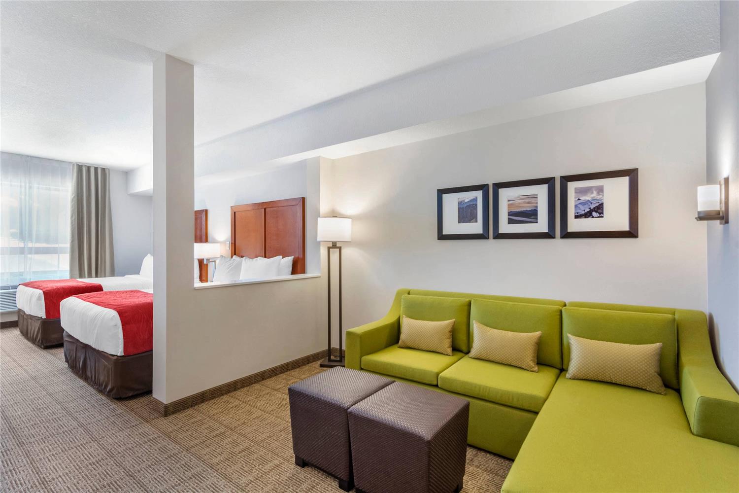 Comfort Inn & Suites Valemount - Highway 5 13/21