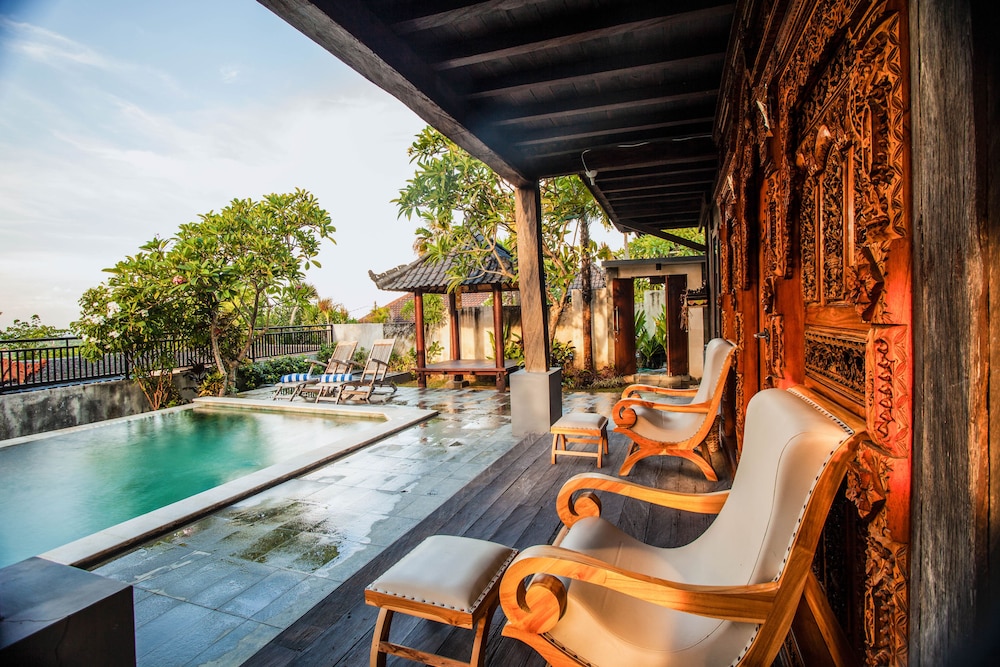 The Kawan Jimbaran Villa 14/50