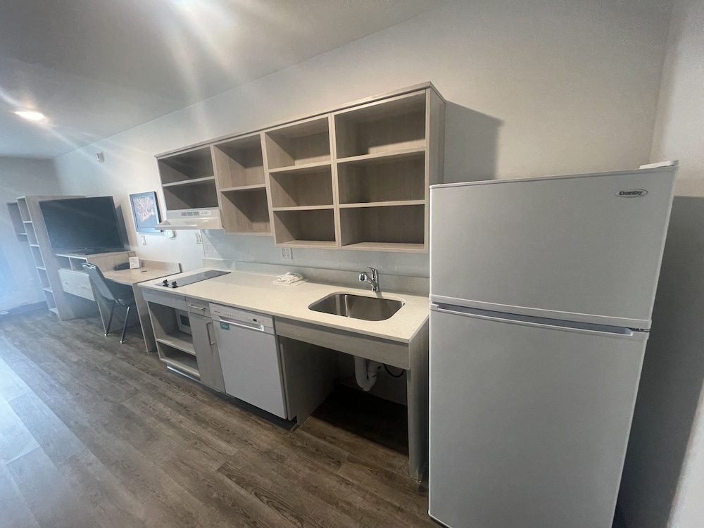 WoodSpring Suites Concord-Charlotte Speedway 2/36