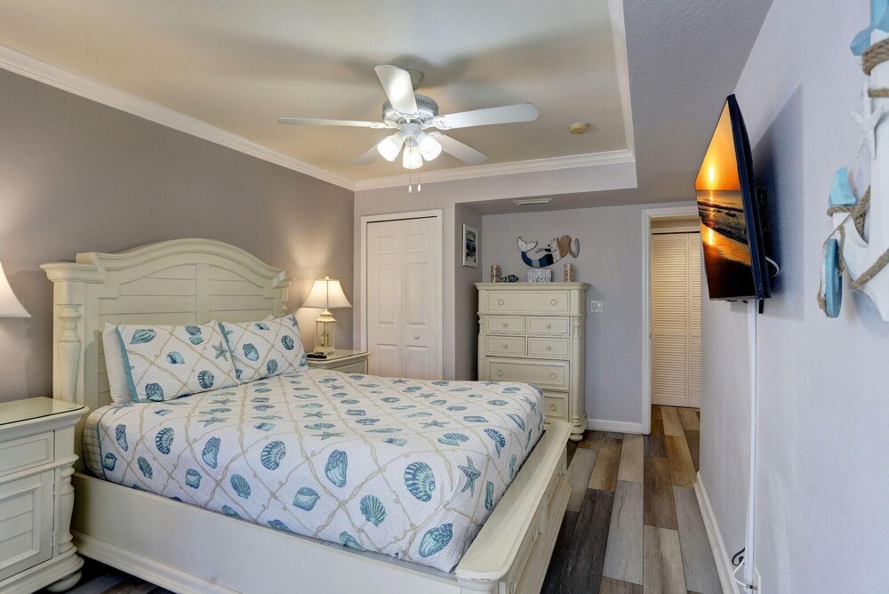 Barefoot Beach Resort 31/77