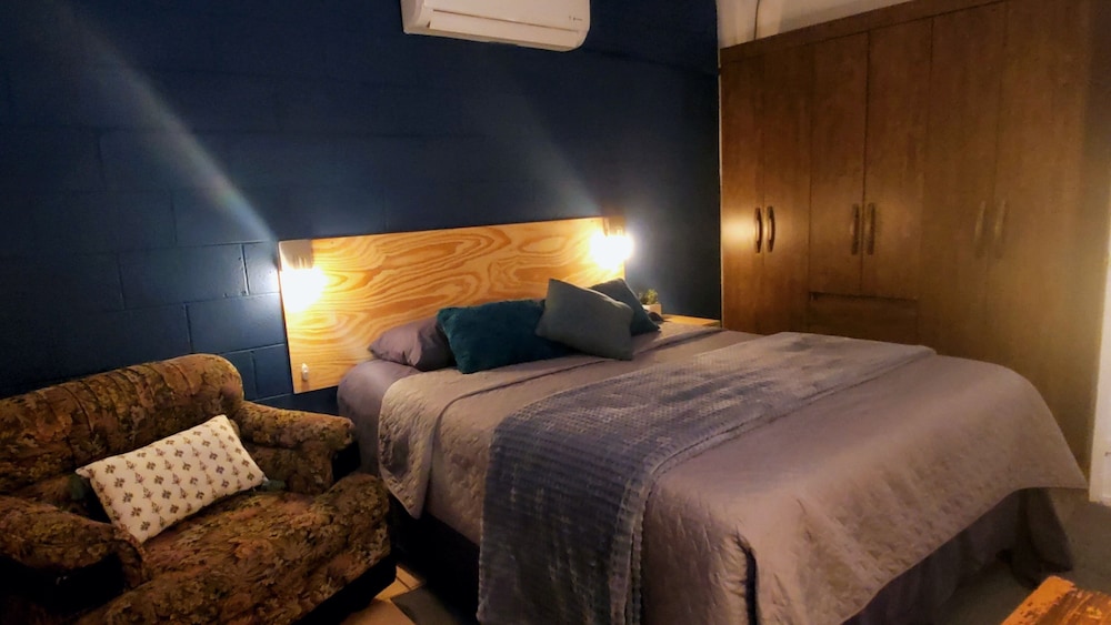 JUNIOR SUITE, STUDIO, GARDEN VIEW, PRIVATE BATHROOM