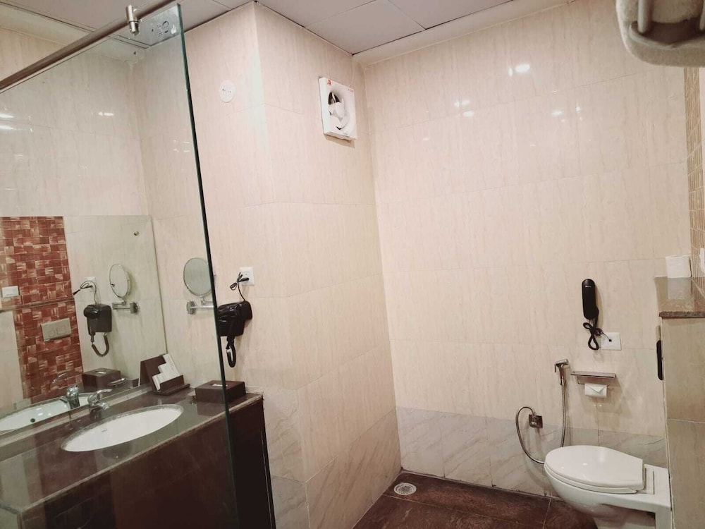 Hotel Siddhartha International 43/46